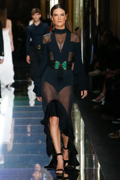 Look 76